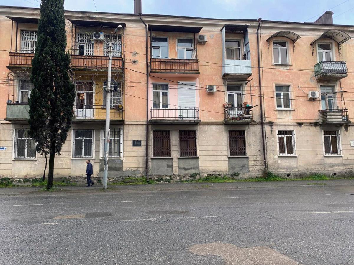 1 Квартира Люкс У Моря Sukhumi Exterior foto